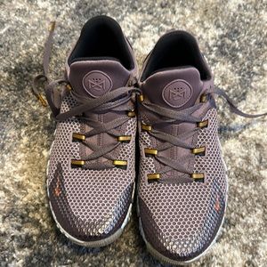 Women’s Nike Metcons Free 5